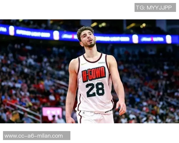 火箭半场领先灰熊9分阿门表现出色申京贡献全面莫兰特状态低迷