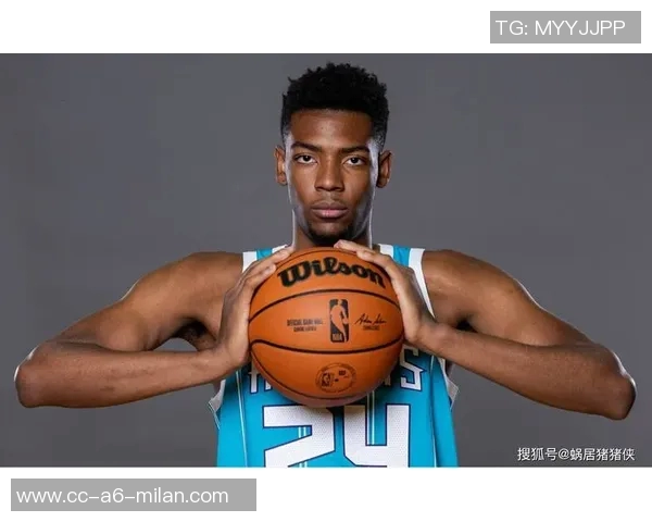 小里弗斯称赞爱德华兹本赛季表现被低估强调其始终保持高水平竞技状态